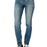 0303273b-3c2d-462e-aafa-1deb186e047a-Max