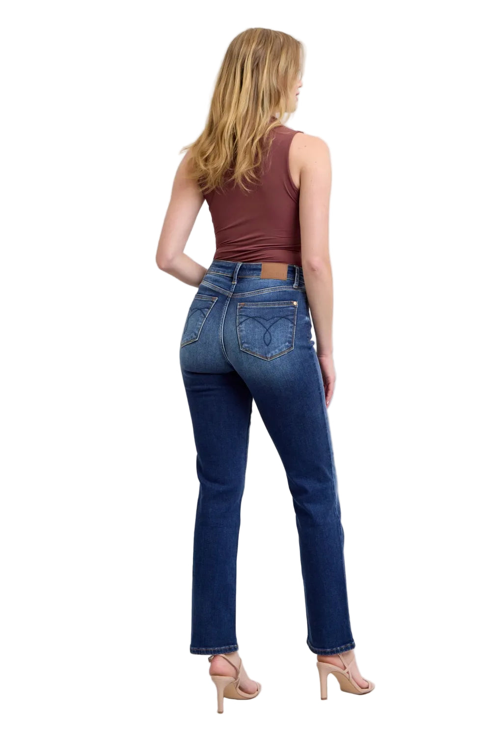 0e766c7f-247d-45eb-a343-ad66cf0a8792-Max