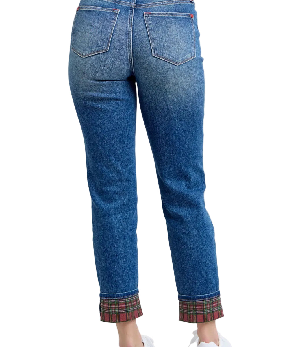 179a94ad-3db8-42d9-80b3-e93d011905e5-Max