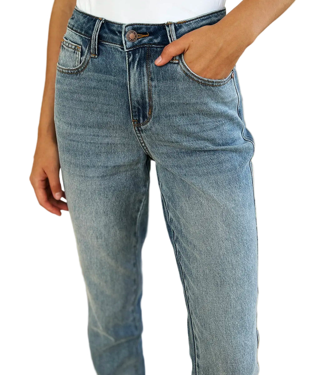 1bb7b91b-f0cf-40b4-9d90-021e8c2317b9-Max