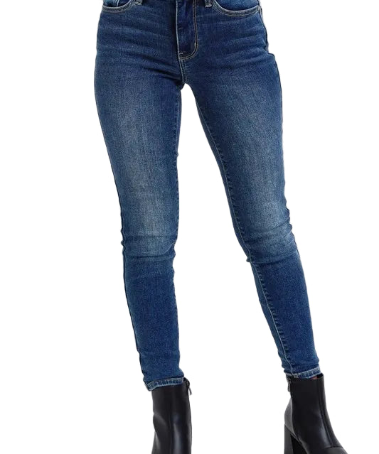 1de97fdb-fd43-4695-a0d3-034608311cba-Max