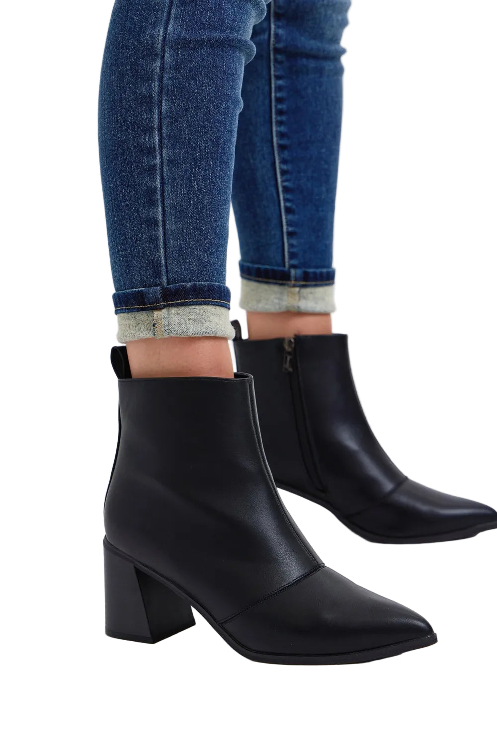 2a05baad-9e93-4319-a7f1-e65d681cfdab-Max