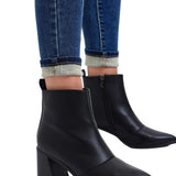 2a05baad-9e93-4319-a7f1-e65d681cfdab-Max