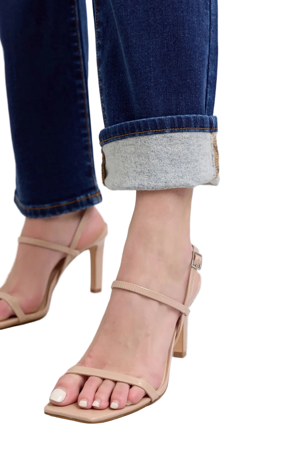 3040a4a6-70c2-46db-b898-12cbd835fa28-Max