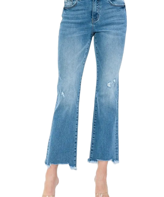 3f7565d9-8213-4587-b4ae-4a69ae9209c1-Max