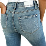 47c5fe7b-203b-4db0-86bf-07dd8ce37880-Max