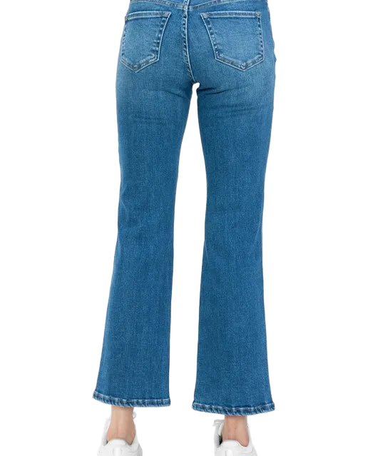 4a93f1e5-6758-4bab-986c-c9e06cad5852-Max