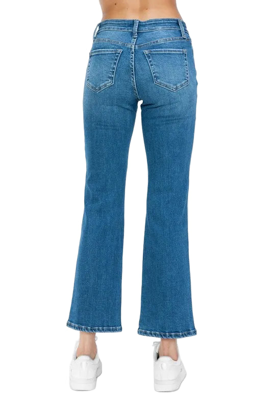 4a93f1e5-6758-4bab-986c-c9e06cad5852-Max