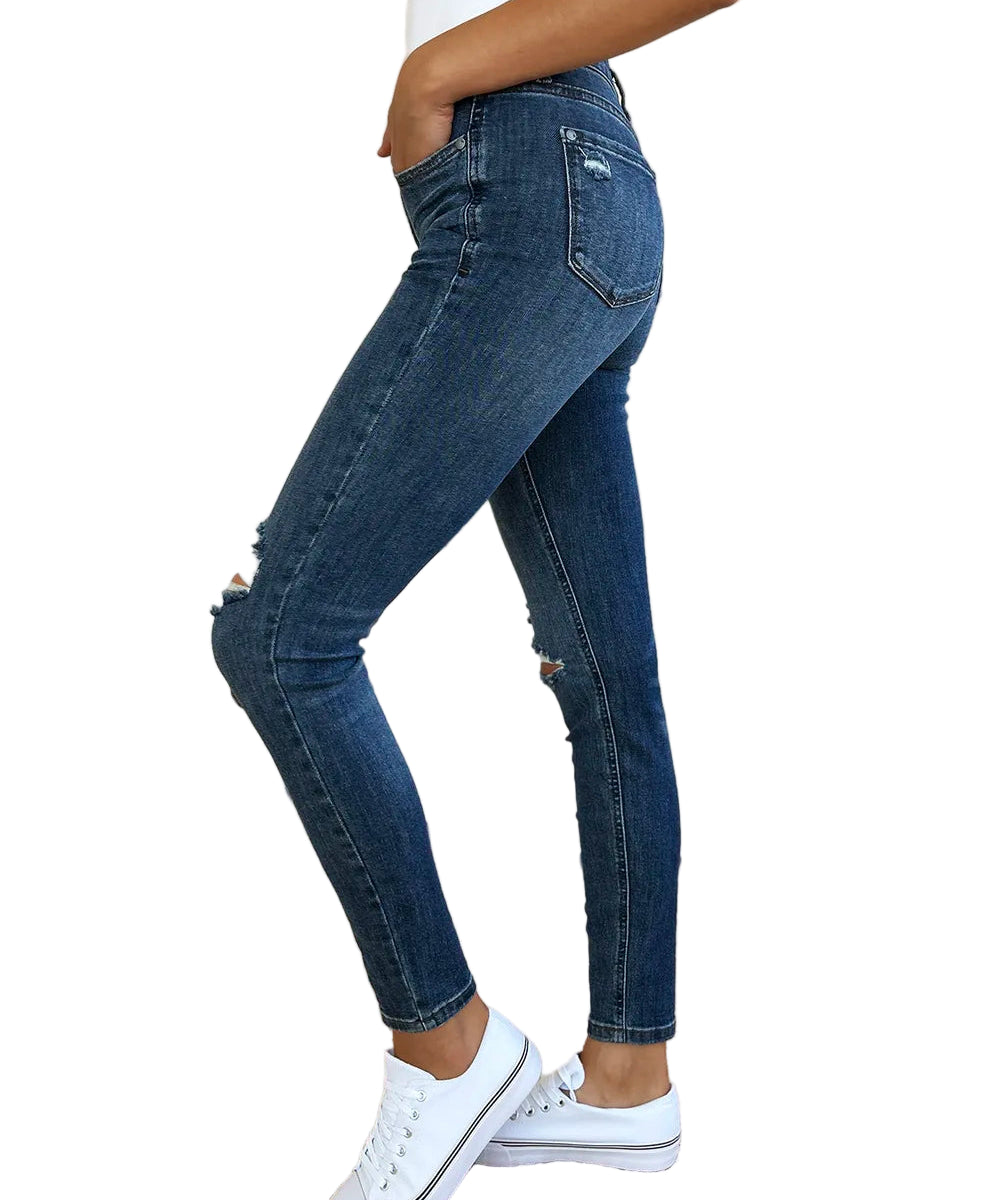 4bca85ee-0053-403a-87d8-bd8c000fdbf5-Max