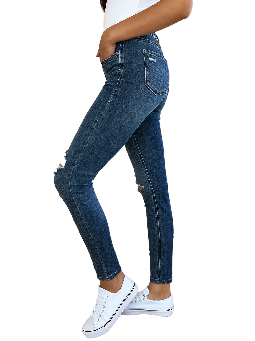 4bca85ee-0053-403a-87d8-bd8c000fdbf5-Max