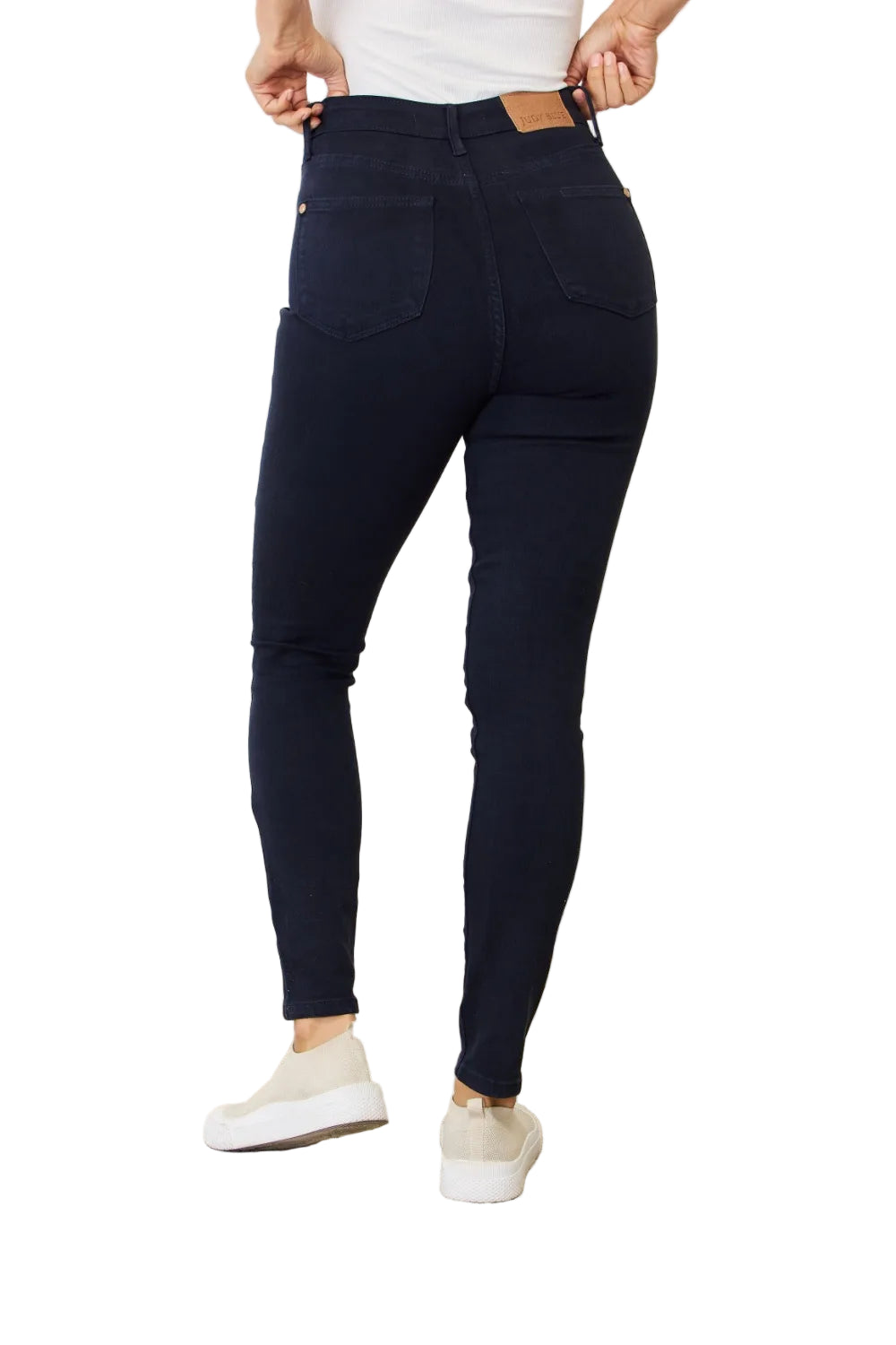 6d437873-3bae-4b00-ac4c-9a18e8b73f05-Max