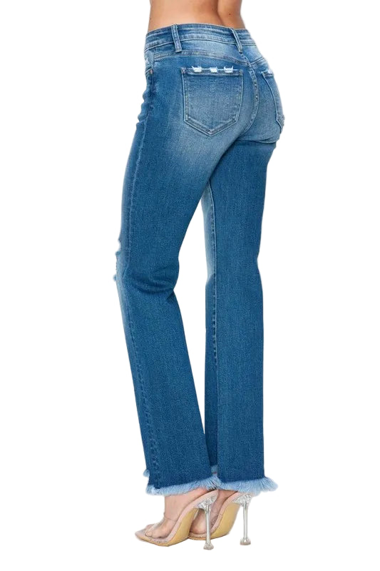 8ad32eea-a95c-4870-a796-0ffdac1d263c-Max