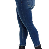 8fc8b77d-3b9e-4598-939c-6ee38dceac41-Max