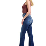 a3a042fb-dd2f-4c07-9a2b-72ec0b628159-Max