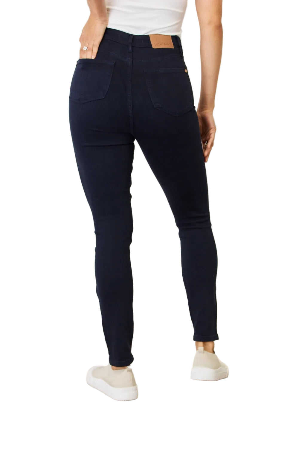 a3f1c45e-f519-4bd1-a515-91383cfd8e54-Max