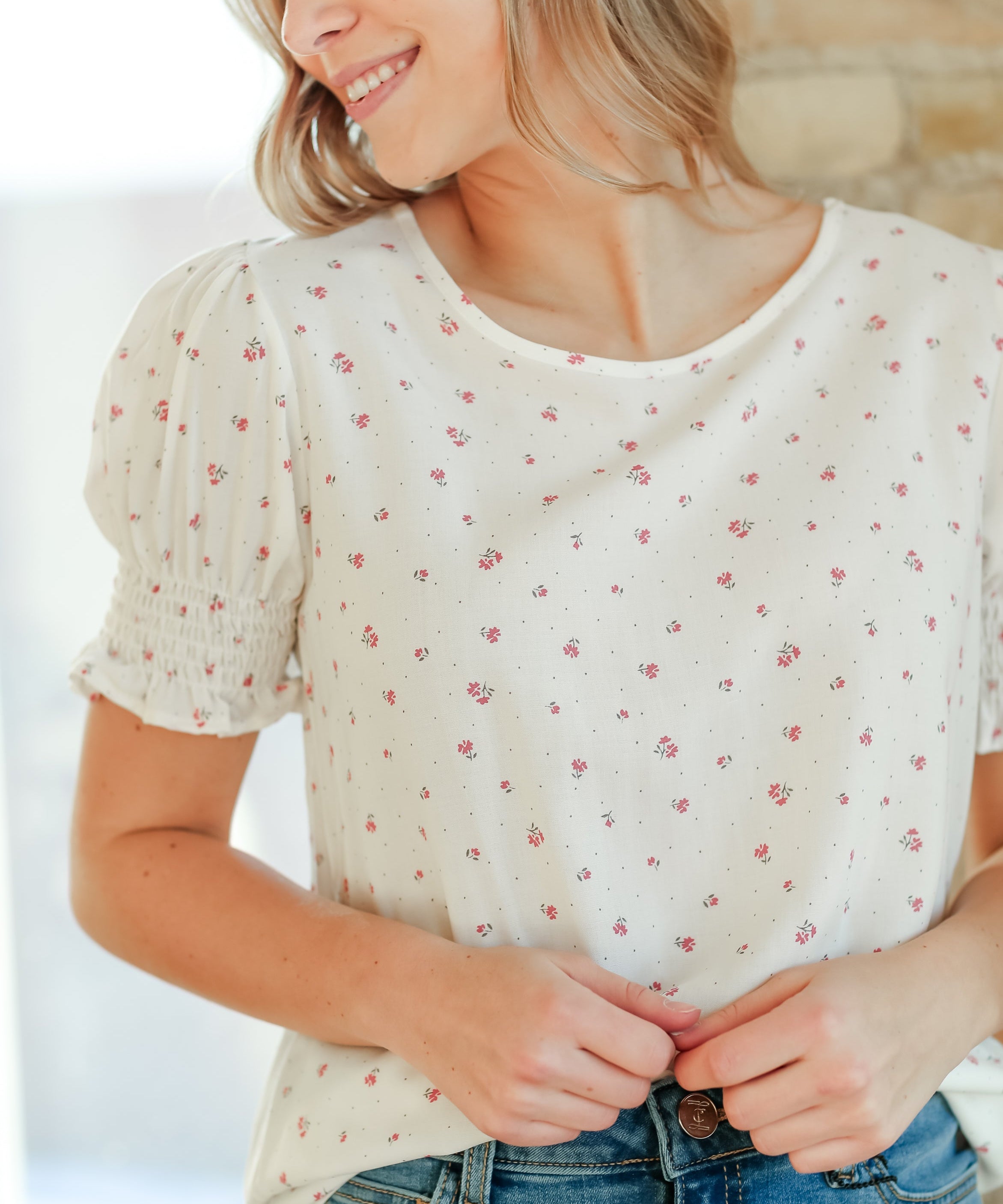 Alisa Short Ruffle Sleeve Top