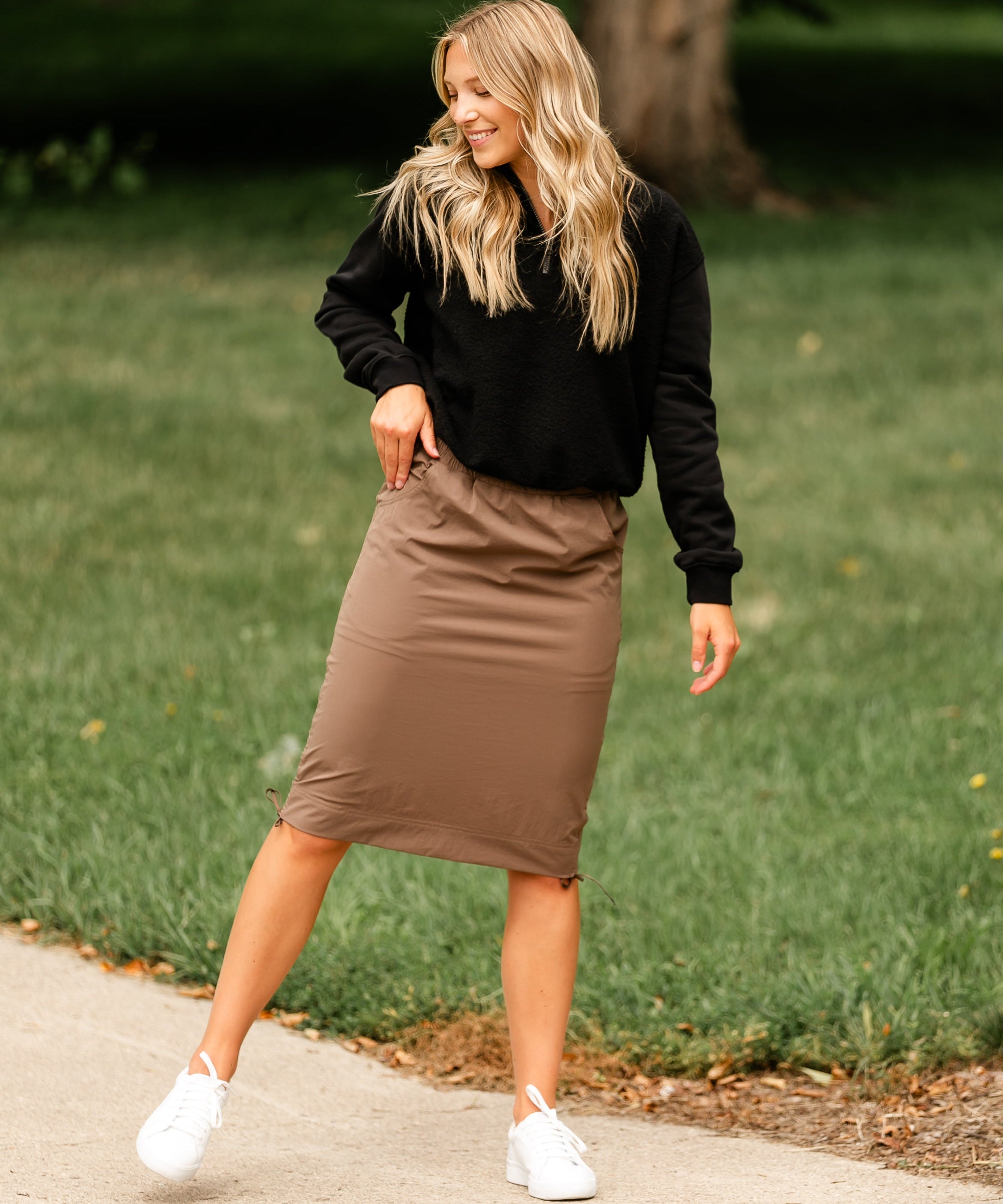 Andie Hiking Midi Skirt