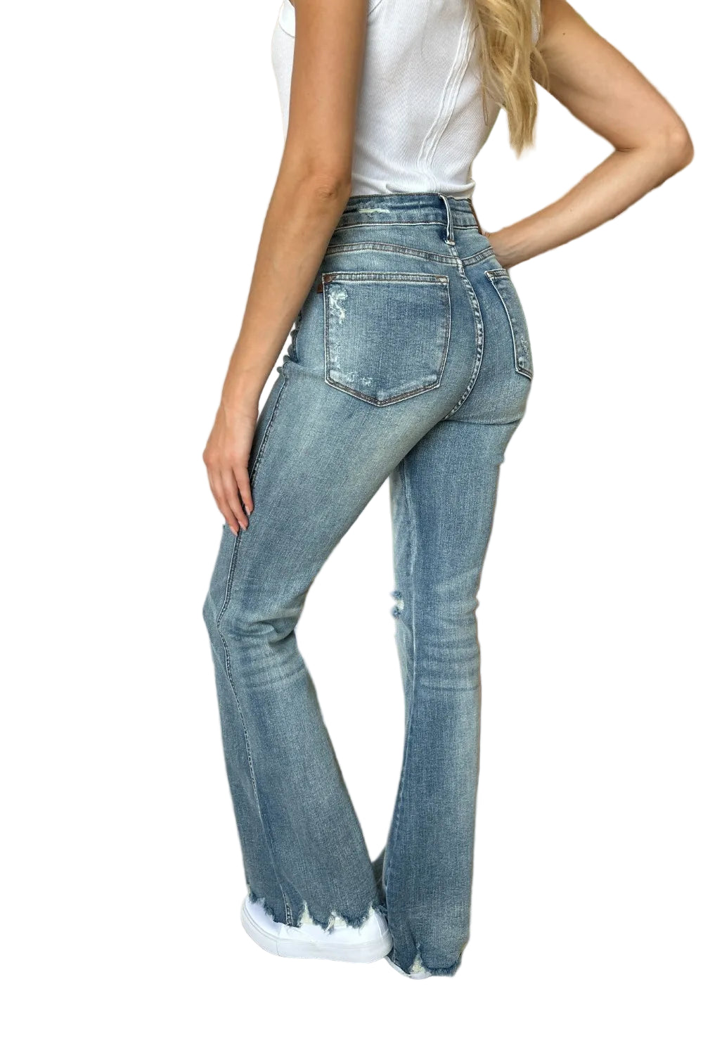 be1bfa7c-a1ba-404a-b5be-7b5f2ca7a5b2-Max