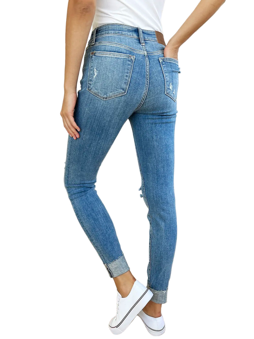 be1e6334-7aee-40dd-b315-5bcada17ceb1-Max