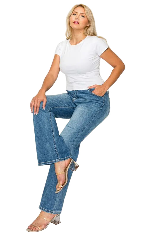 bf96fc8b-ca11-415f-90a3-057aa474c649-Max