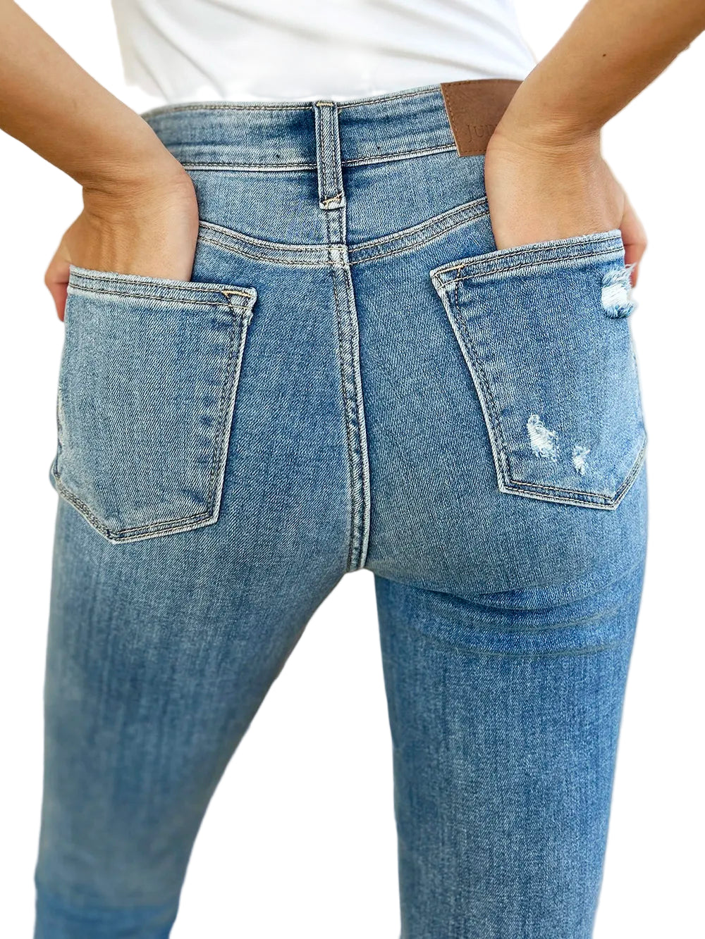 c225f2bc-2b17-407a-ad7f-8d240bd528df-Max