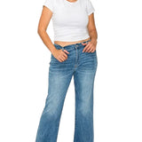 cb3b6e17-c0c2-4ce9-abaf-914ae545ccbf-Max