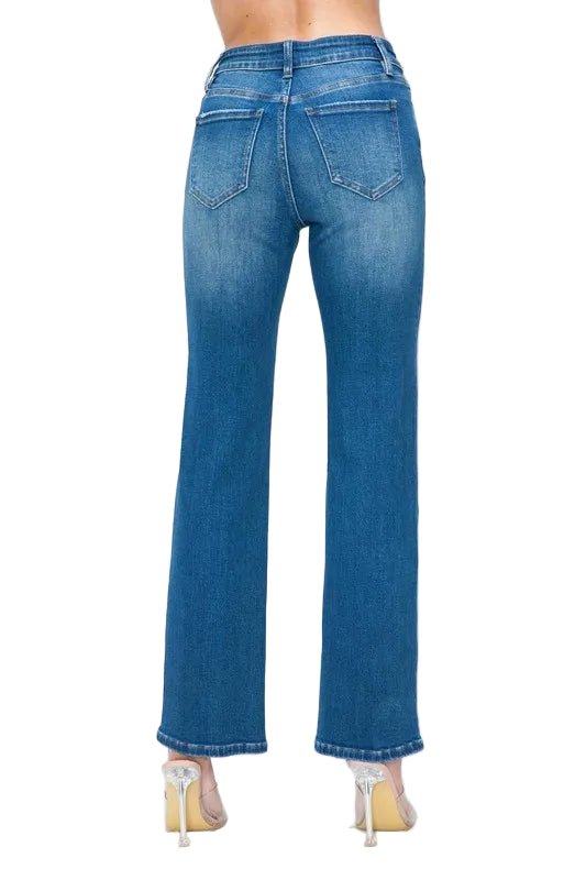 cfafa8f1-8790-4b4c-a16b-a19e1d101f98-Max