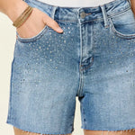 d34667b6-971c-42fa-be02-7c529bb3945a-Max