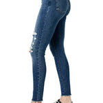 de65b111-9664-4c22-b246-e73ce4e5b141-Max