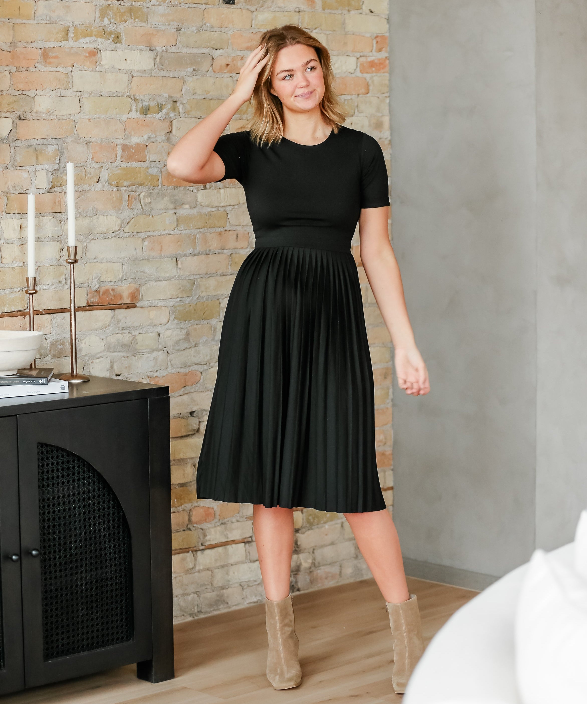 Emersyn Pleated Midi Dress