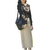 Essential V-neck Balloon Sleeve Sweater