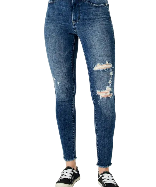 f07104b3-f69c-4a83-bfc0-a3246745b1ed-Max