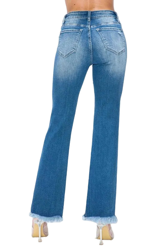 f43a789b-dc74-48f2-913d-9c1f569387c6-Max