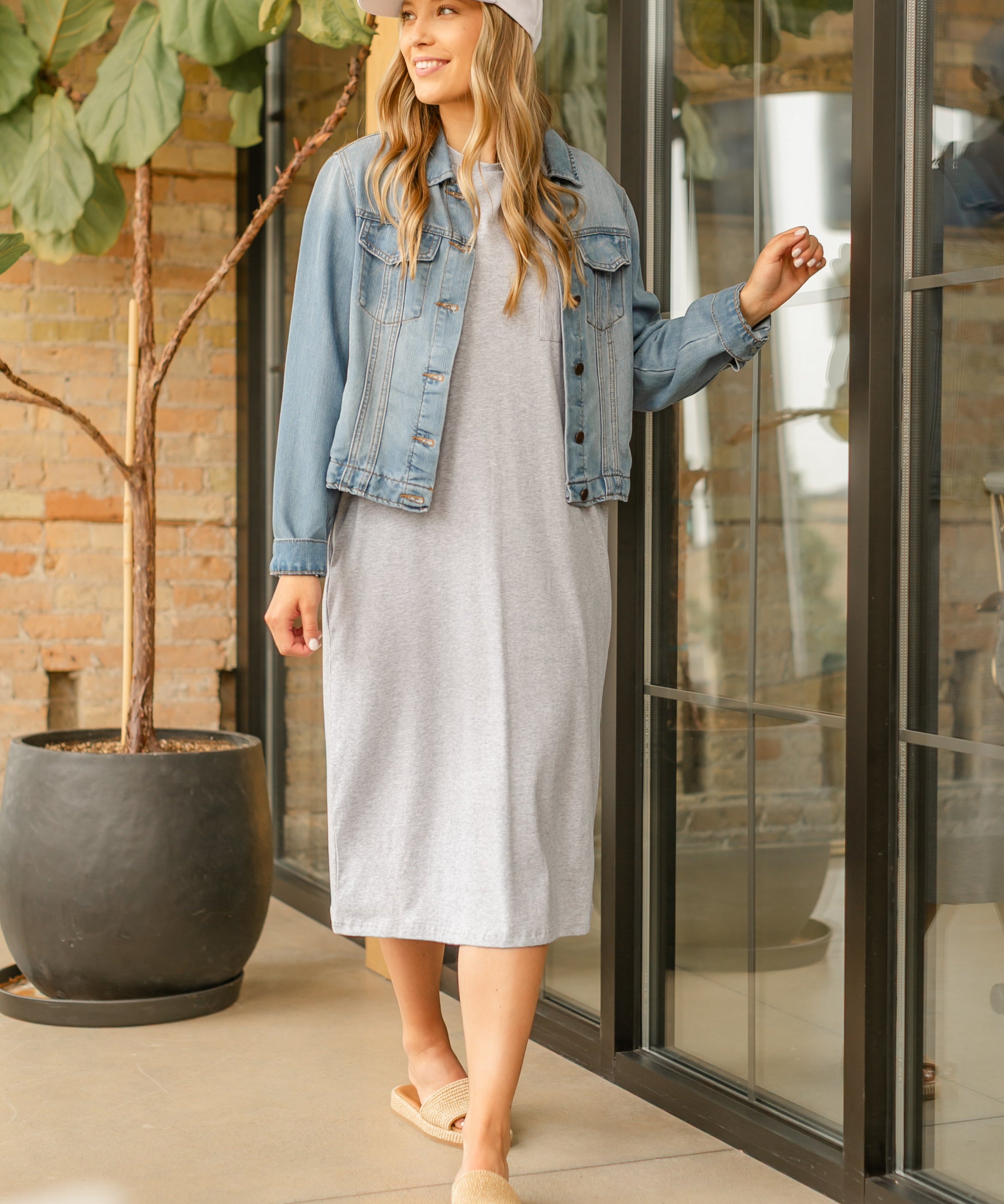 Finley T-shirt Midi Dress