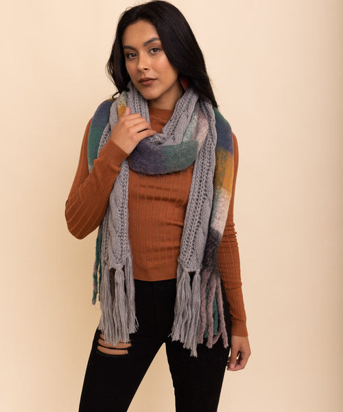 Knit Blend Tassel Trim Scarf