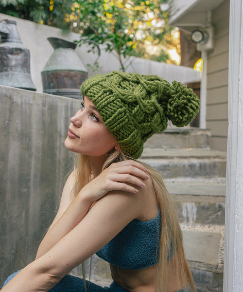 Oversized Chunky Knit Pom Beanie